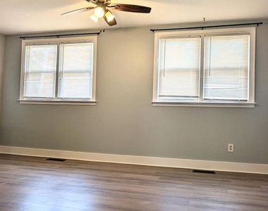 3746 S Hereford Lane - Photo Thumbnail 7