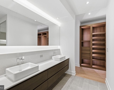 2108-10 Walnut Street - Photo Thumbnail 17