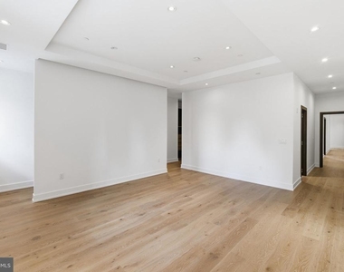 2108-10 Walnut Street - Photo Thumbnail 14