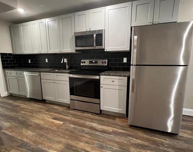 1302 N 22nd Street - Photo Thumbnail 5