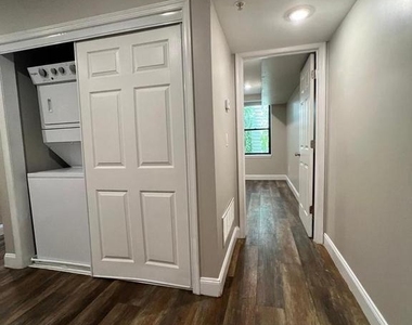 1302 N 22nd Street - Photo Thumbnail 8