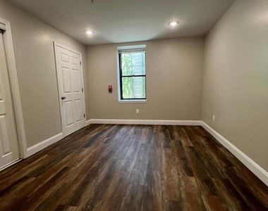 1302 N 22nd Street - Photo Thumbnail 14