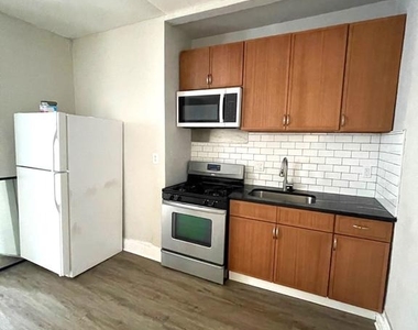 110 W Tabor Road - Photo Thumbnail 3