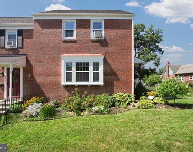 912 Feist Avenue - Photo Thumbnail 5