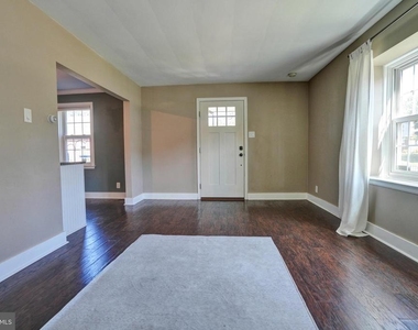 912 Feist Avenue - Photo Thumbnail 10