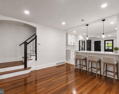 114 Conestoga Road - Photo Thumbnail 4