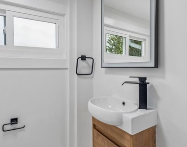 114 Conestoga Road - Photo Thumbnail 33