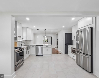 114 Conestoga Road - Photo Thumbnail 20