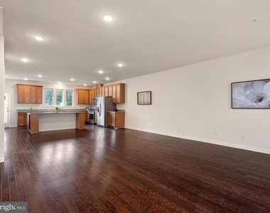 15 Eagle Lane - Photo Thumbnail 9
