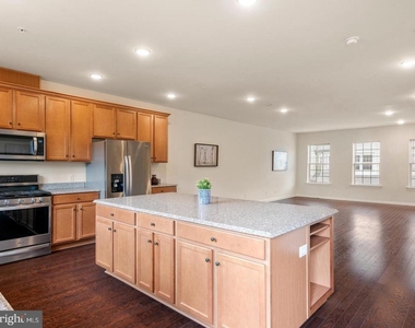 15 Eagle Lane - Photo Thumbnail 12