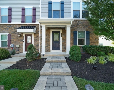 227 Quarry Point Road - Photo Thumbnail 3