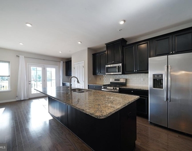 227 Quarry Point Road - Photo Thumbnail 12