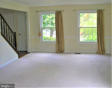 1359 Chase Road - Photo Thumbnail 3