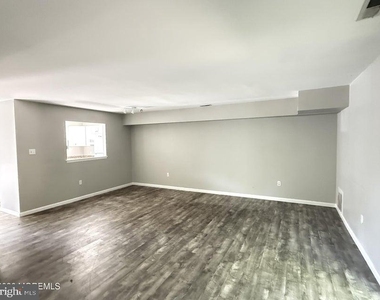 207 E Winged Foot Court - Photo Thumbnail 1