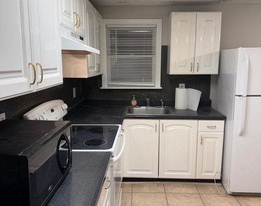 31 Eldridge Avenue - Photo Thumbnail 6