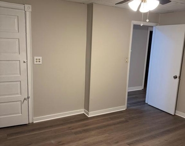 31 Eldridge Avenue - Photo Thumbnail 12
