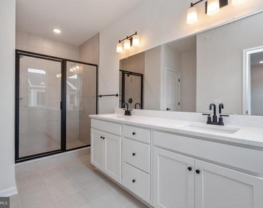 1210 Parker Boulevard - Photo Thumbnail 30