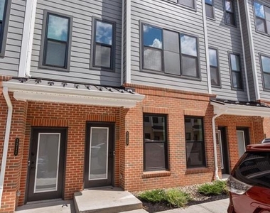 1210 Parker Boulevard - Photo Thumbnail 3