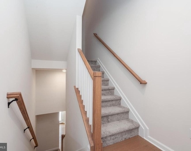 1210 Parker Boulevard - Photo Thumbnail 15