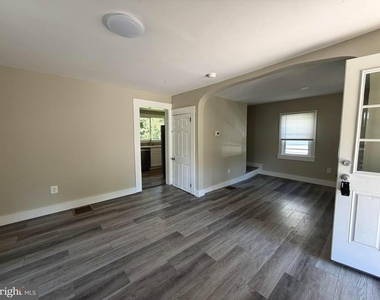 223 S Main Street - Photo Thumbnail 3