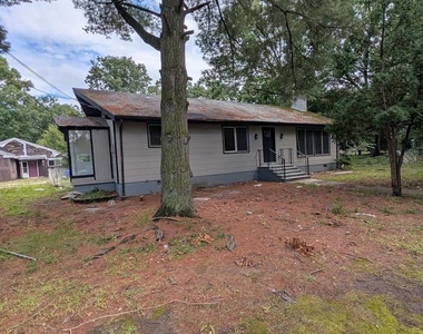 555 Bilper Avenue - Photo Thumbnail 16