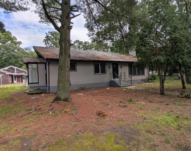 555 Bilper Avenue - Photo Thumbnail 15