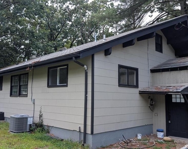 555 Bilper Avenue - Photo Thumbnail 14