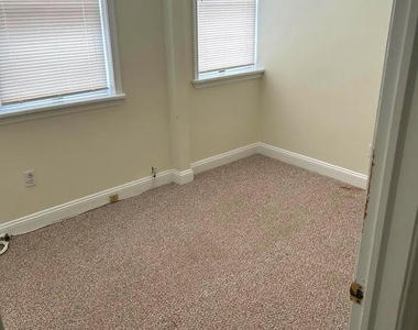 581 Haddon Avenue - Photo Thumbnail 12