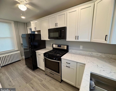 735 Morgan Avenue - Photo Thumbnail 1