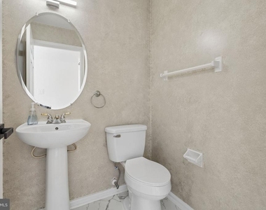 623 Barton Boulevard - Photo Thumbnail 7
