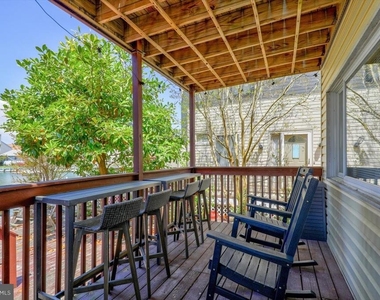 2803 Gull Way - Photo Thumbnail 2