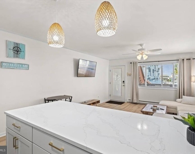 2803 Gull Way - Photo Thumbnail 16