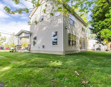807 Radcliff Ave - Photo Thumbnail 37