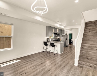 1002 58th Avenue - Photo Thumbnail 2