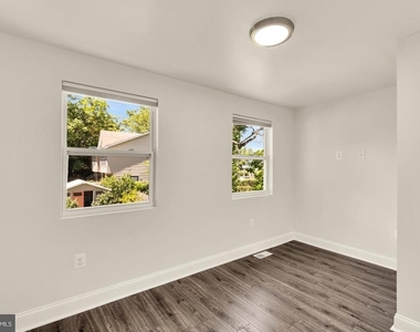 1002 58th Avenue - Photo Thumbnail 22