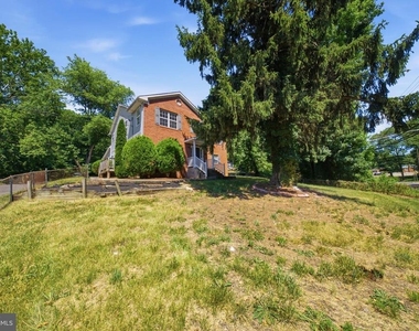7611 Temple Hill Road - Photo Thumbnail 20