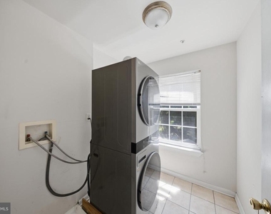 7611 Temple Hill Road - Photo Thumbnail 8
