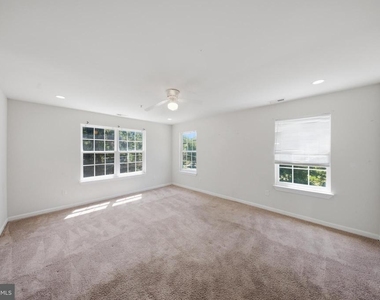 7611 Temple Hill Road - Photo Thumbnail 9