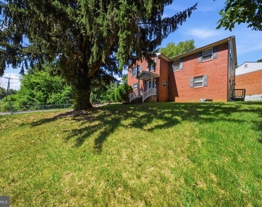 7611 Temple Hill Road - Photo Thumbnail 21