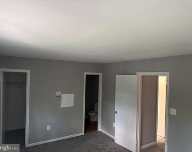 7737 Merrick Lane - Photo Thumbnail 29