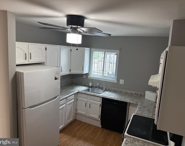 7737 Merrick Lane - Photo Thumbnail 23
