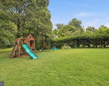 7707 Lake Glen Drive - Photo Thumbnail 51