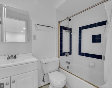7707 Lake Glen Drive - Photo Thumbnail 42