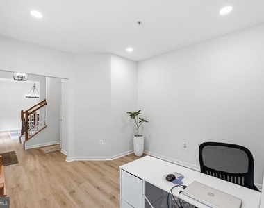 1908 Orchard Hill Drive - Photo Thumbnail 21