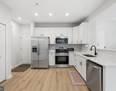 1908 Orchard Hill Drive - Photo Thumbnail 5