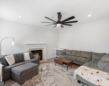 1908 Orchard Hill Drive - Photo Thumbnail 4