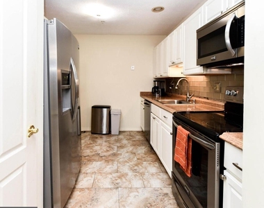 1401 Deep Gorge Court - Photo Thumbnail 8