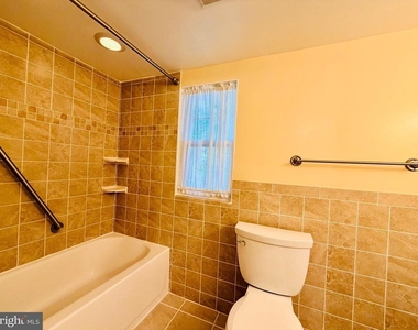 907 Heron Drive - Photo Thumbnail 14