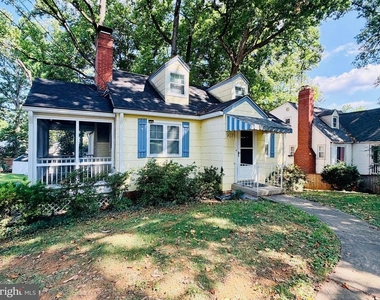 907 Heron Drive - Photo Thumbnail 1