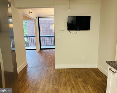 7401 Westlake Terrace - Photo Thumbnail 4